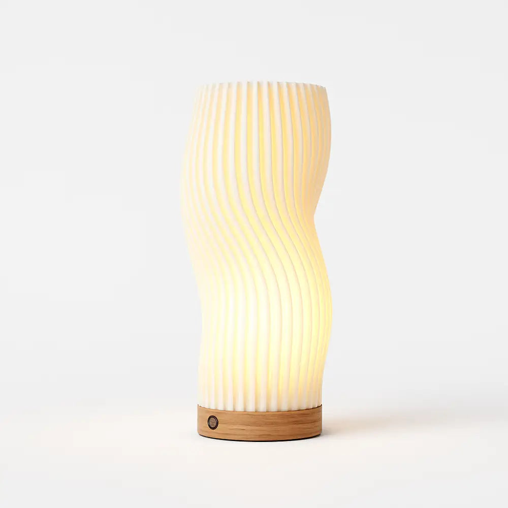 Luminaria de Mesa Flaff em Madeira - Bivolt