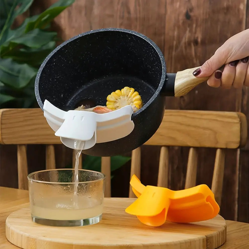 Funil de Panela Resistente ao Calor em Silicone Cadence